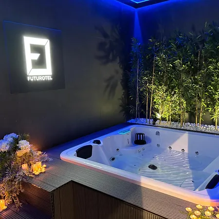 Futurotel Капсульный отель Севилья