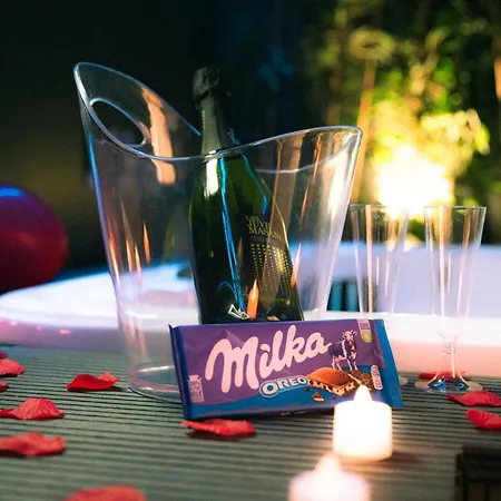 Капсульный отель Futurotel 3*