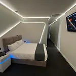 Futurotel Capsulehotel Sevilla