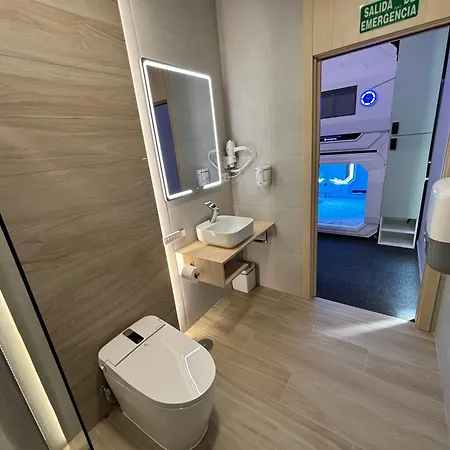 Futurotel מלון קפסולה סביליה