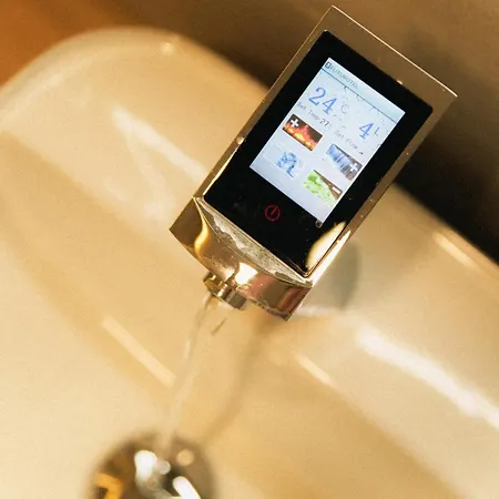 מלון קפסולה Futurotel