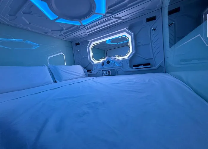 Ξενοδοχείο με κάψουλες Futurotel 3*